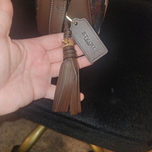 Coach Kailey Shoulder Bag With Cow Print And Tassel - Picture 3 of 7